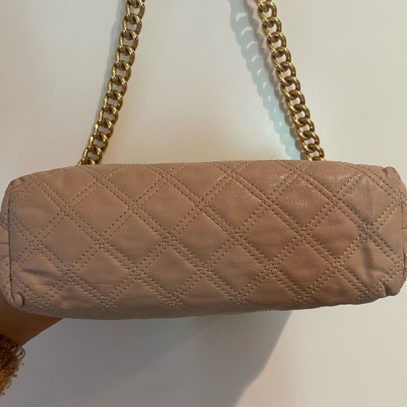 Marc Jacobs Chain-Link Leather Shoulder Bag - Picture 5 of 15